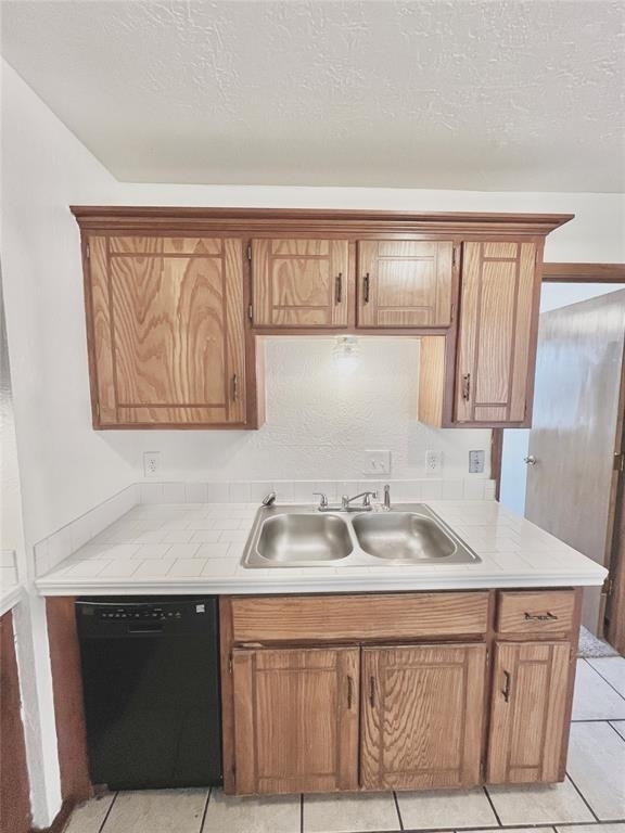 1901 E Lindsey Street - Photo 2