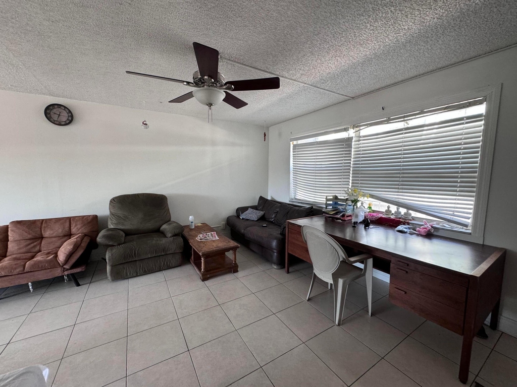 1100 Se 4th Avenue - Photo 10