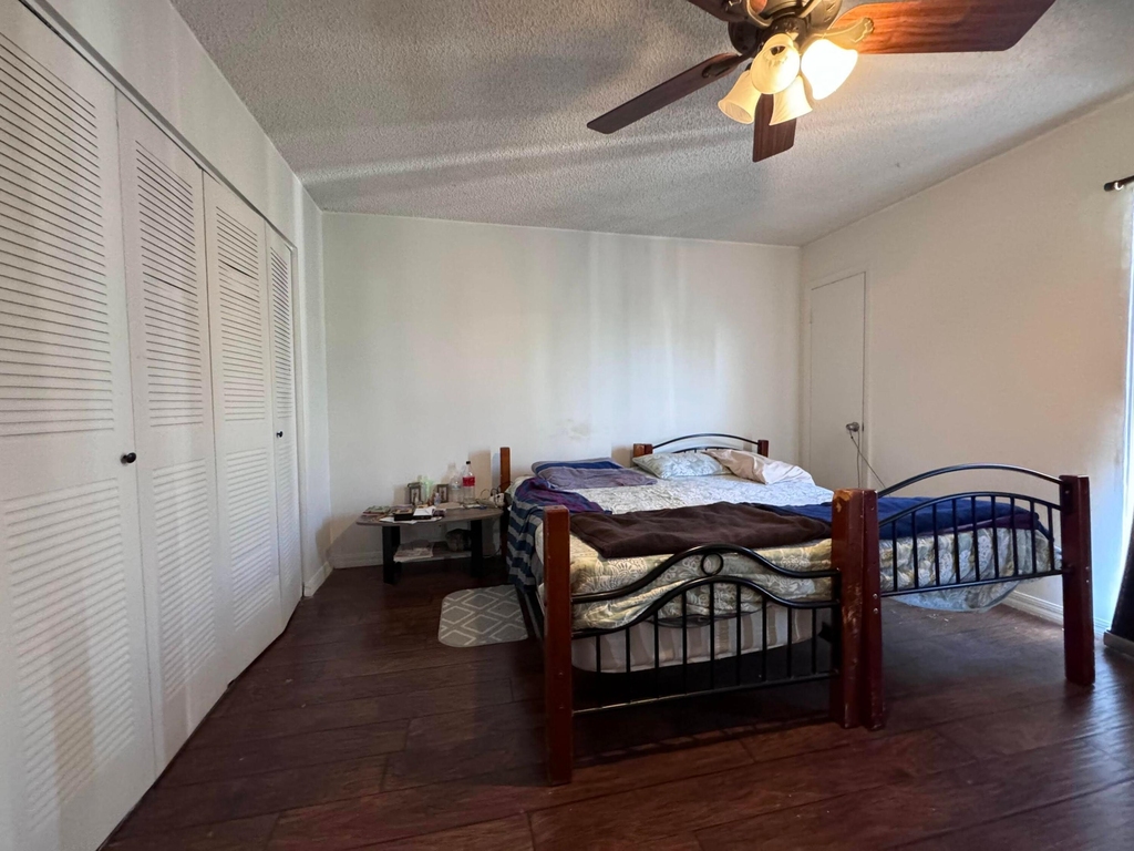1100 Se 4th Avenue - Photo 6