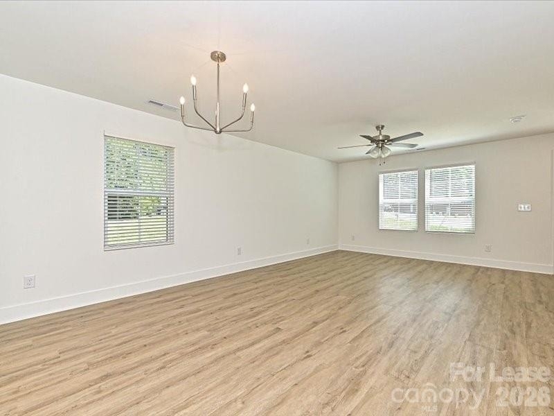 580 Pleasant Avenue - Photo 12