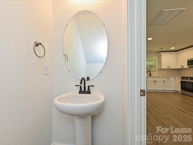580 Pleasant Avenue - Photo 5