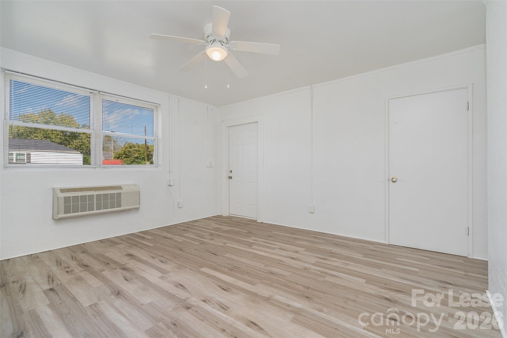 200 York Street - Photo 3