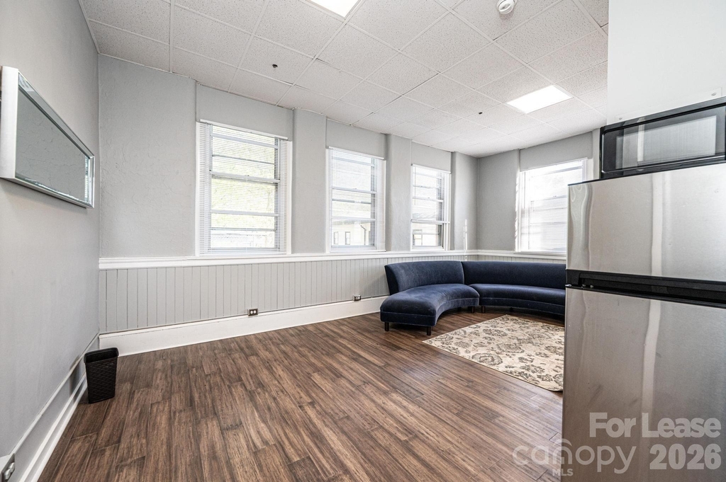 426 2nd Avenue Se - Photo 10