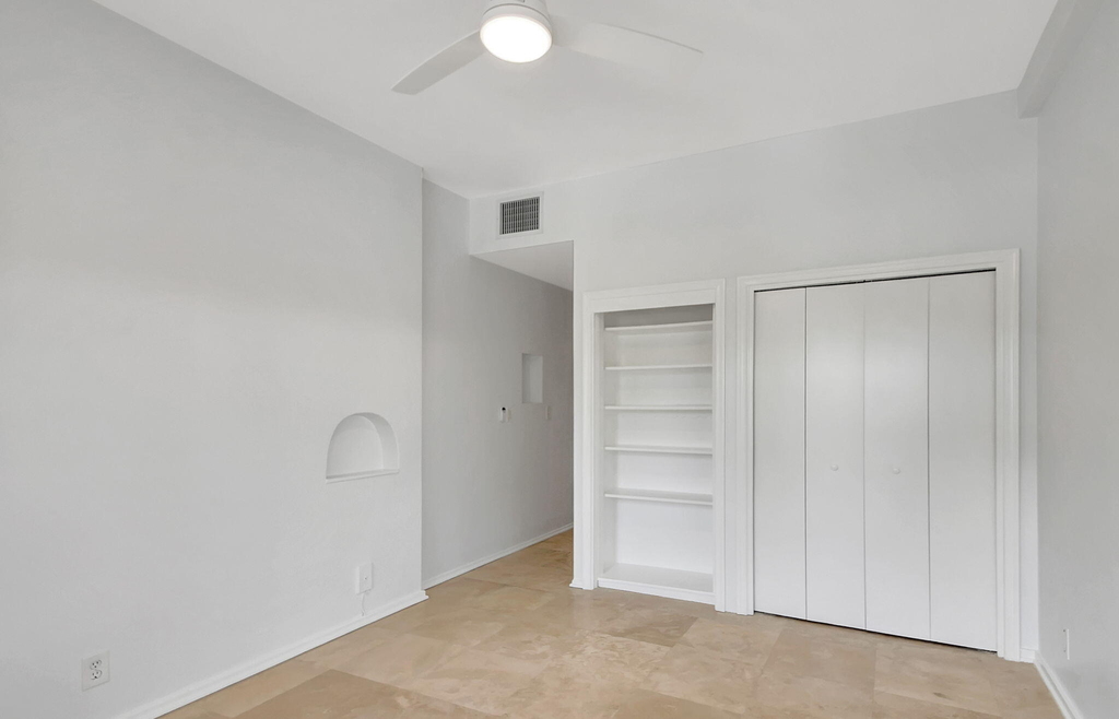 218 Worth Avenue - Photo 19