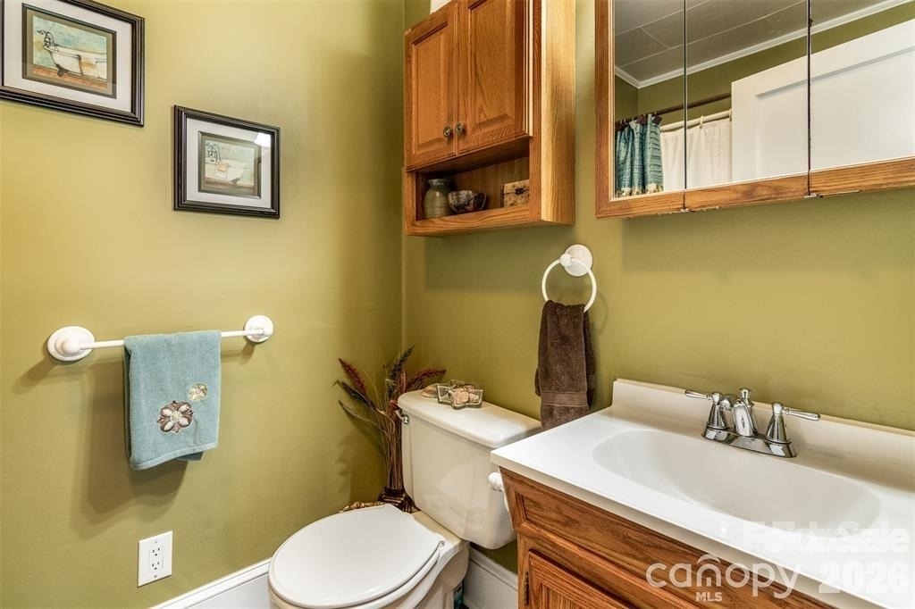 1004 Valley Street - Photo 9