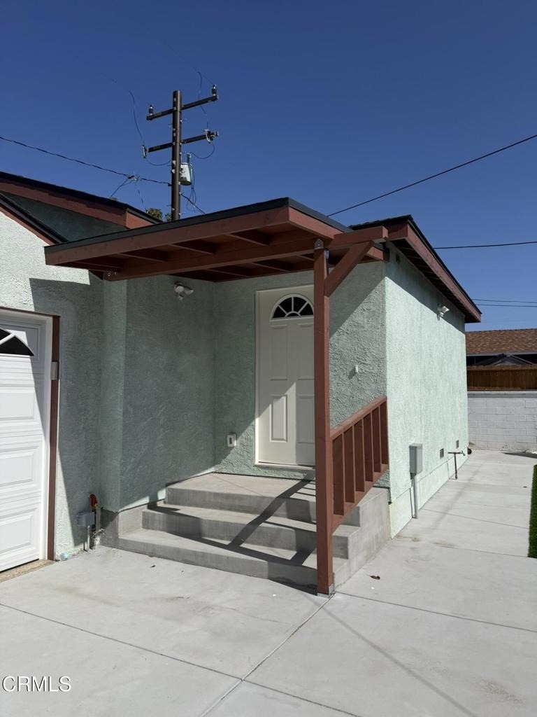 945 S H Street - Photo 0