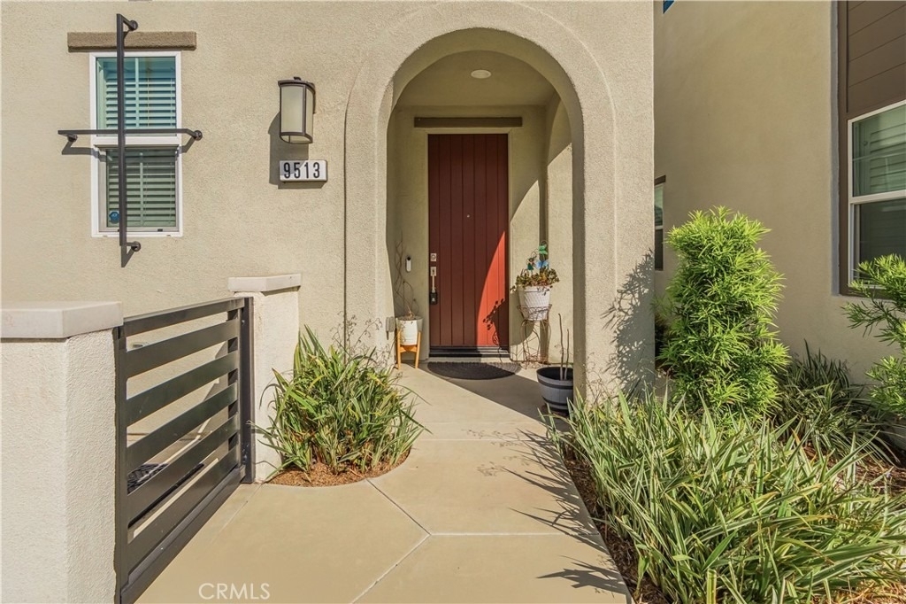 9513 Retreat Place - Photo 2