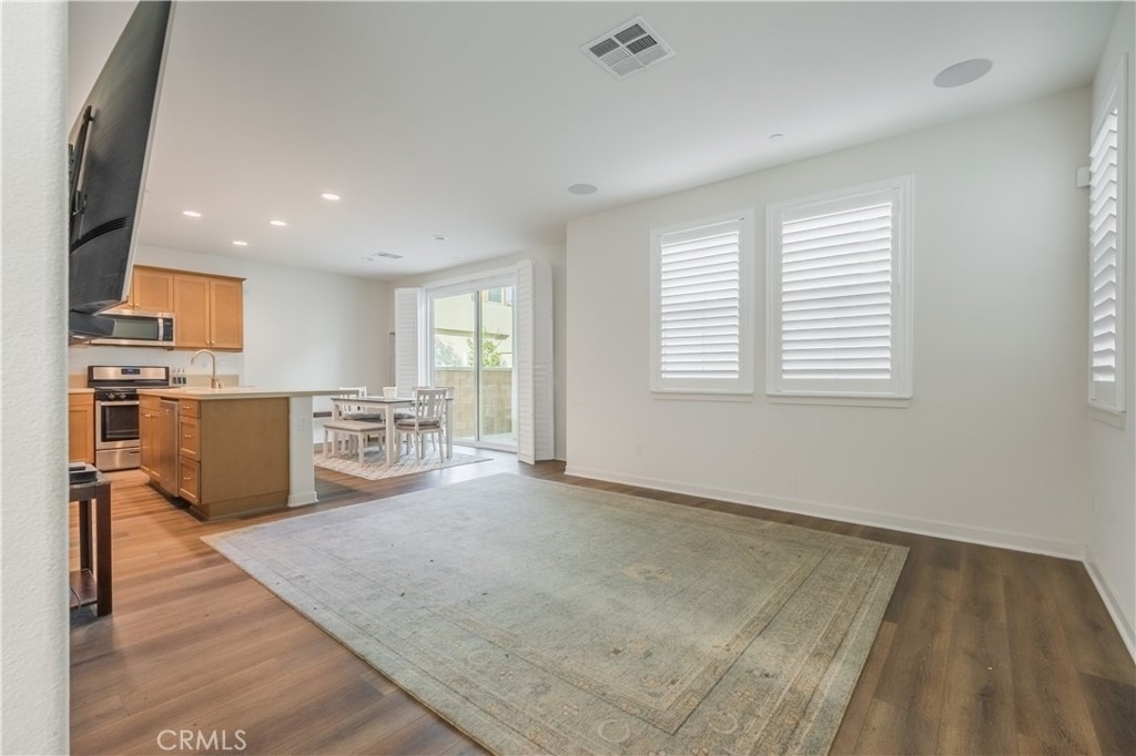 9513 Retreat Place - Photo 5