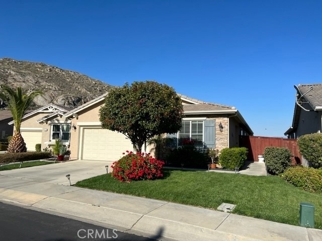 180 Lehman Way - Photo 0