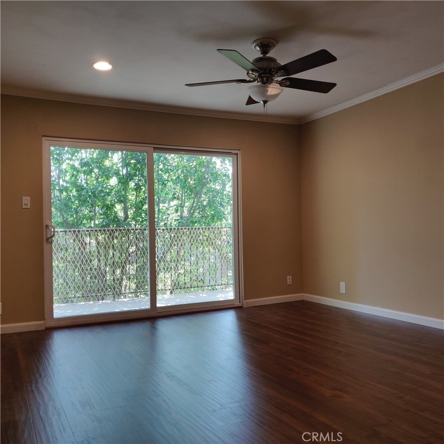 400 N Acacia Avenue - Photo 14