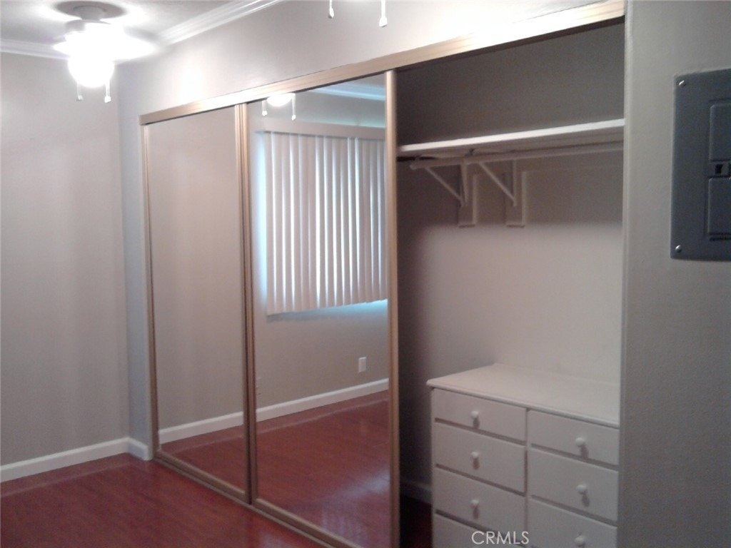 400 N Acacia Avenue - Photo 13