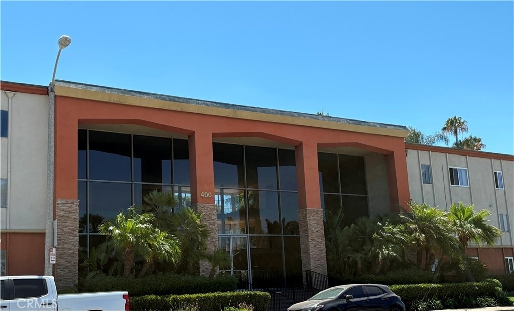400 N Acacia Avenue - Photo 6