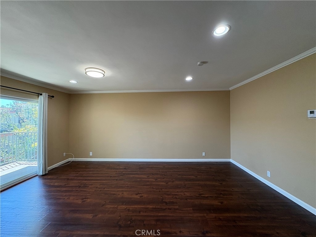 400 N Acacia Avenue - Photo 20