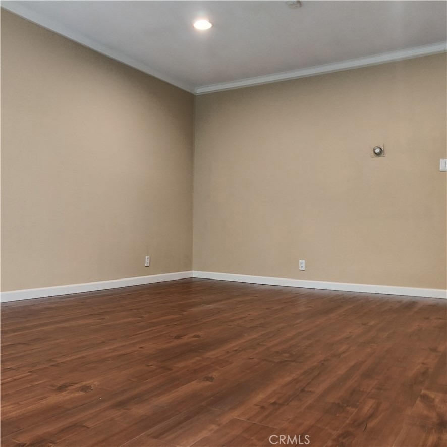 400 N Acacia Avenue - Photo 16