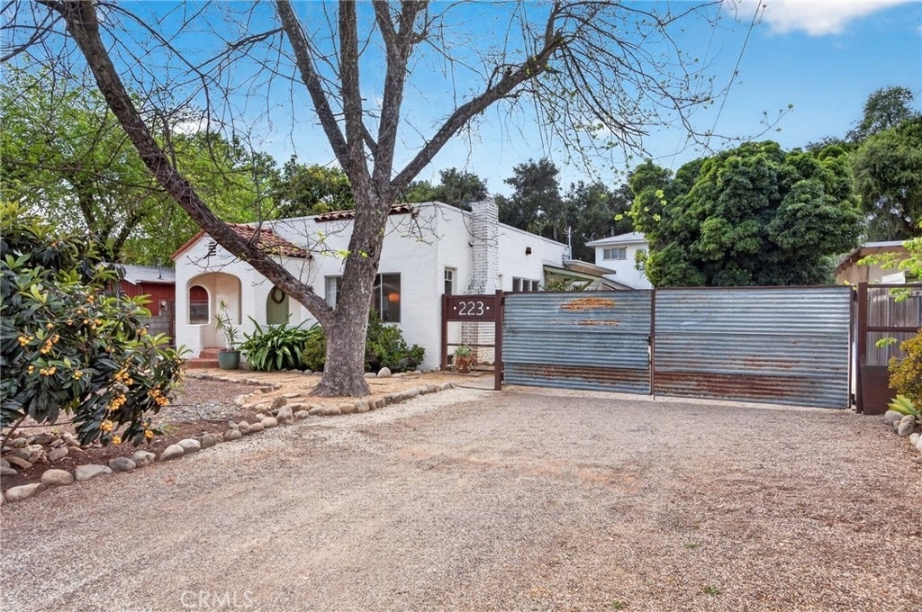 223 S Padre Juan Avenue - Photo 4