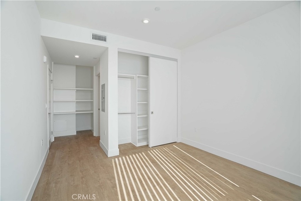 8750 Sepulveda Boulevard - Photo 14