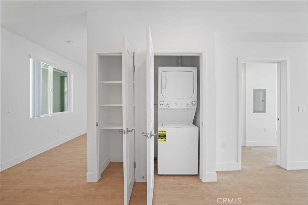 8750 Sepulveda Boulevard - Photo 11