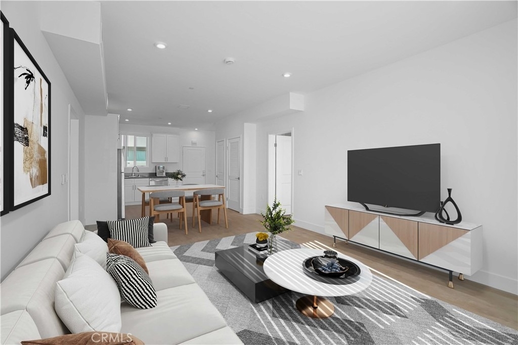 8750 Sepulveda Boulevard - Photo 8