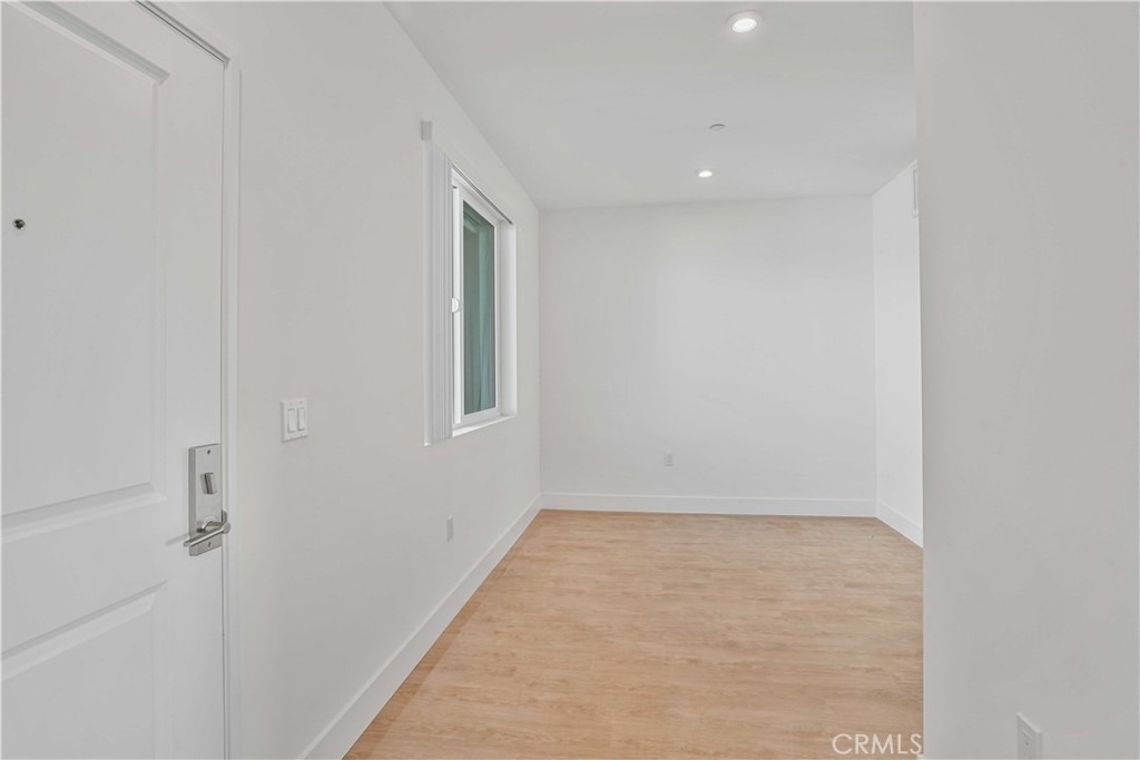 8750 Sepulveda Boulevard - Photo 17