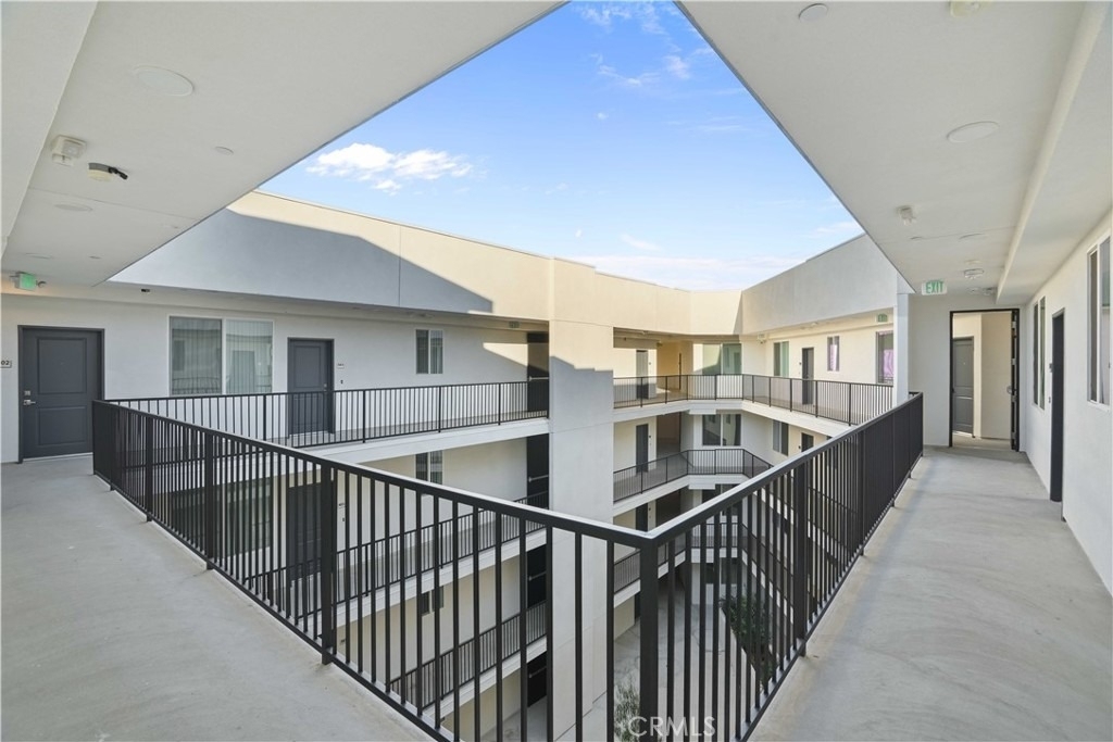 8750 Sepulveda Boulevard - Photo 3
