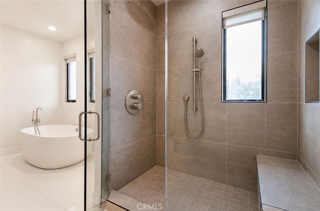 5017 Hesperia Ave - Photo 32
