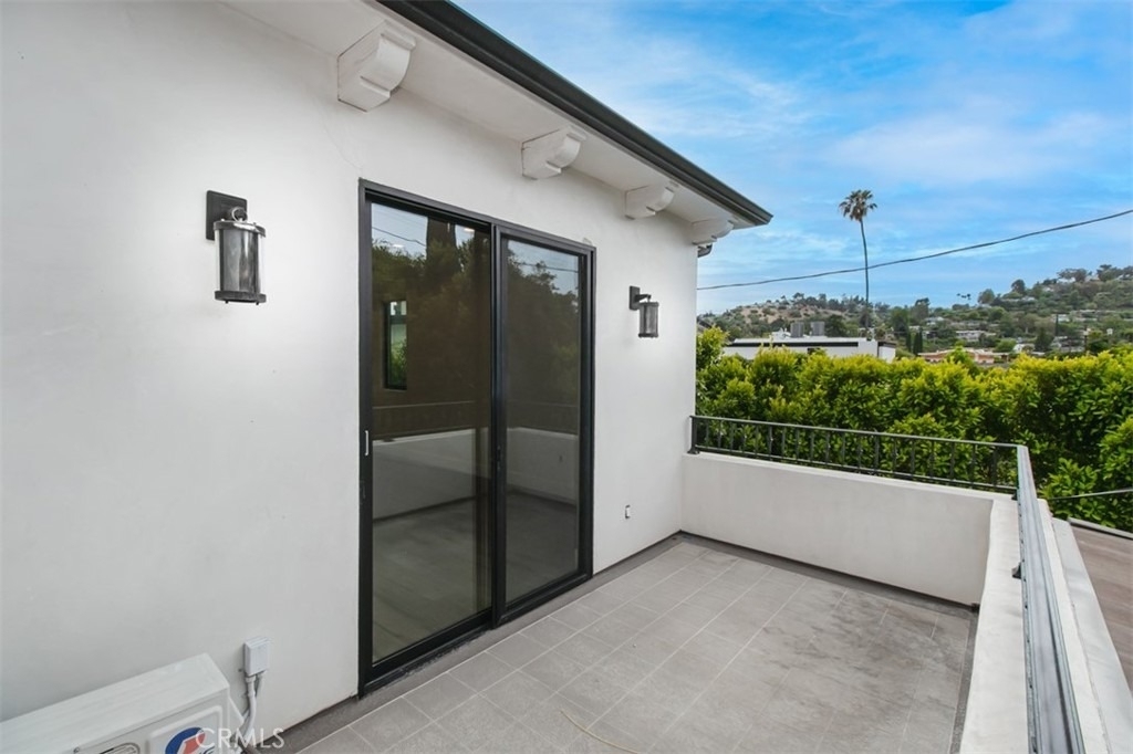 5017 Hesperia Ave - Photo 34