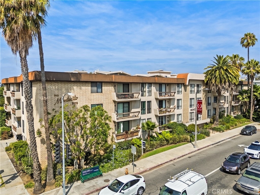 2175 S Beverly Glen - Photo 36