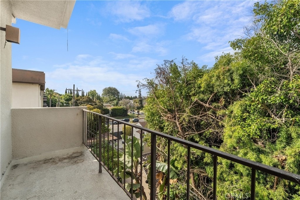 2175 S Beverly Glen - Photo 21