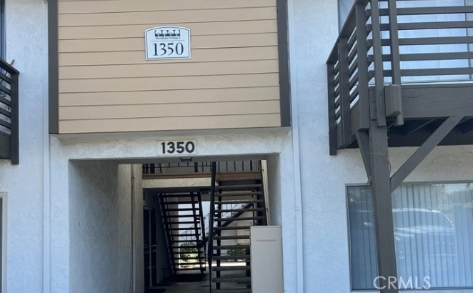 1350 W Lambert - Photo 0