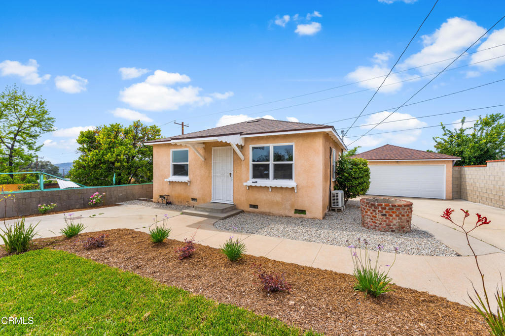 3103 N Olive Avenue - Photo 1