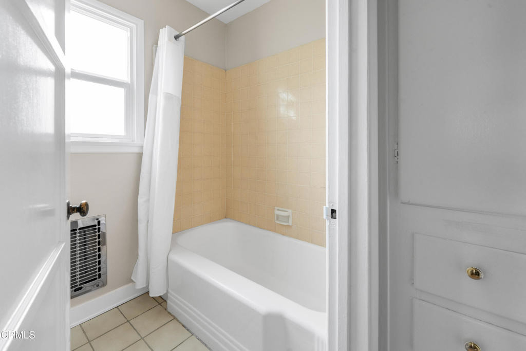 3103 N Olive Avenue - Photo 13