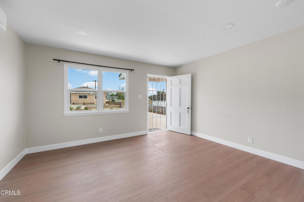 3103 N Olive Avenue - Photo 2