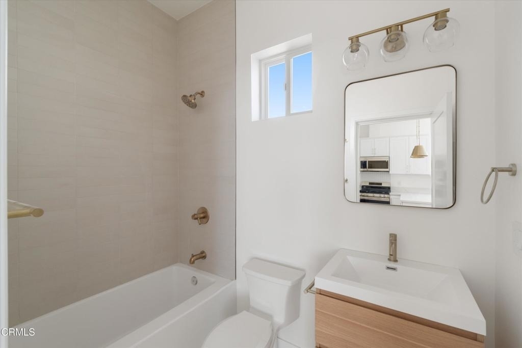 10558 Encino Avenue - Photo 11