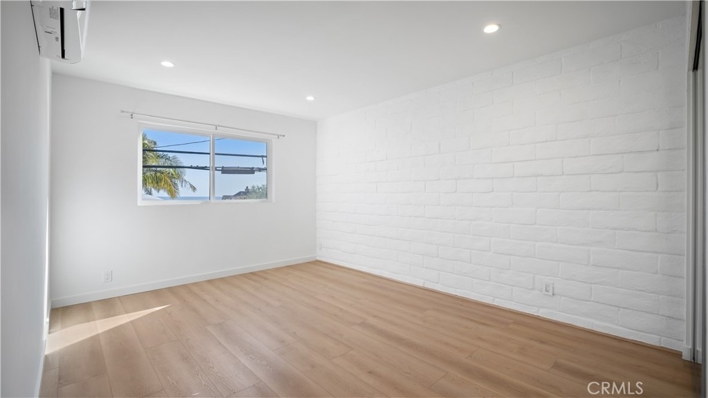 1105 N Coast Hwy - Photo 12