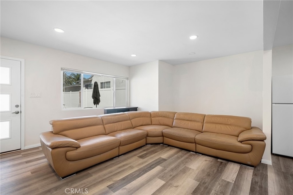 614 N 4th Street - Photo 3
