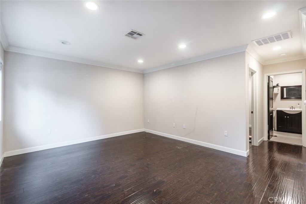 1443 E Broadway - Photo 8