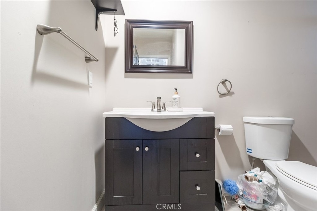 1443 E Broadway - Photo 22
