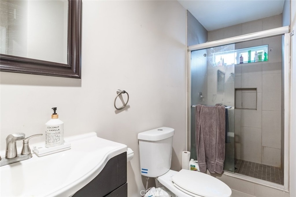 1443 E Broadway - Photo 17