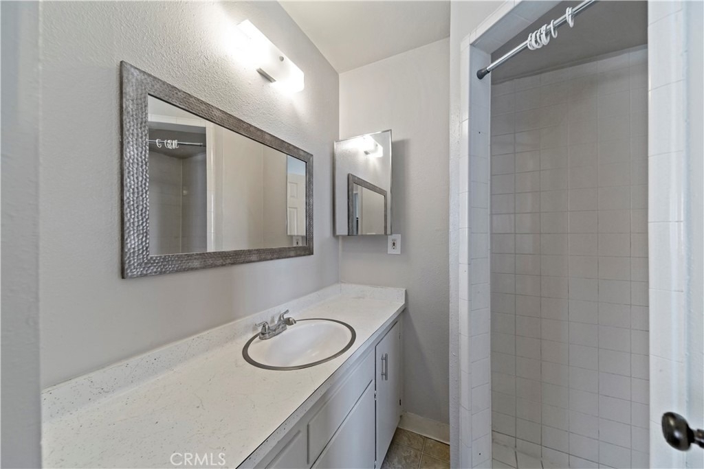 1308 E Oaks Street - Photo 13