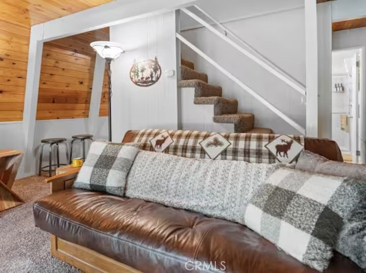 1056 Sierra - Photo 5