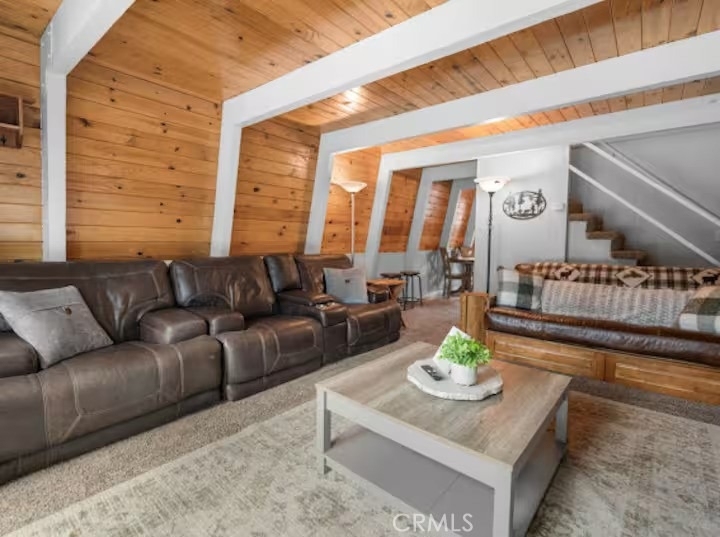 1056 Sierra - Photo 4