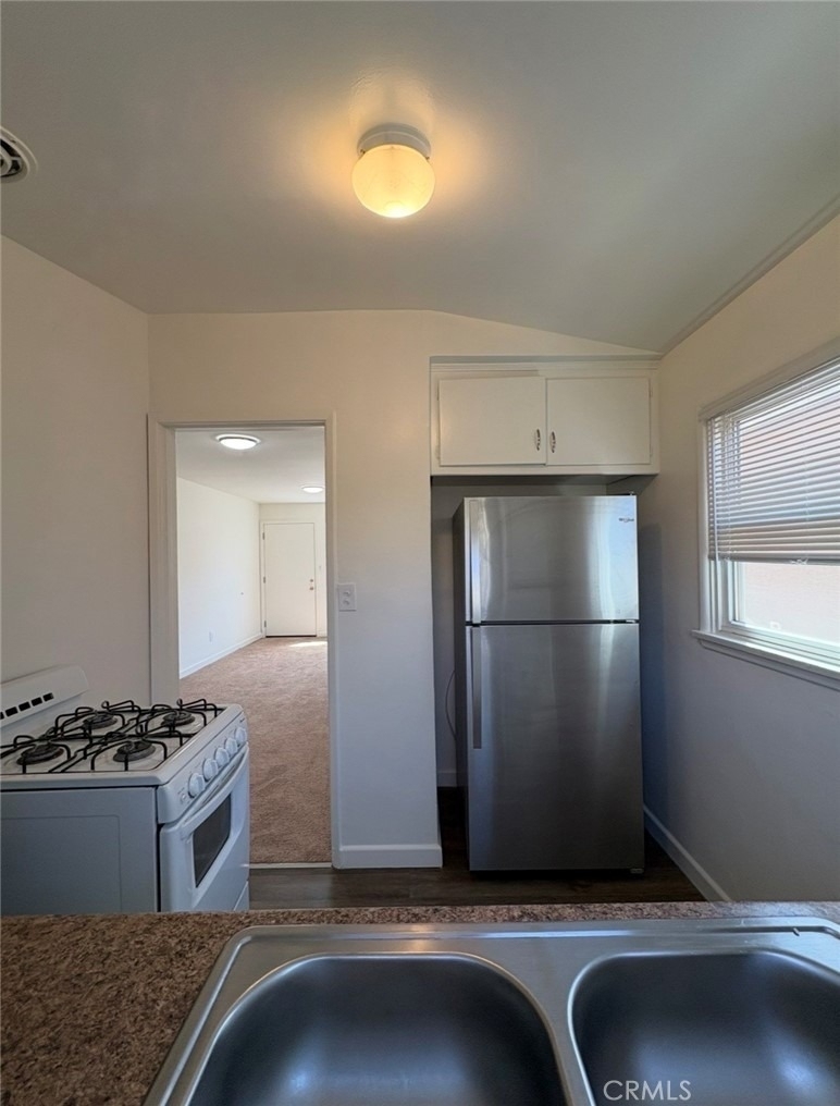 9420 Las Tunas Drive - Photo 5