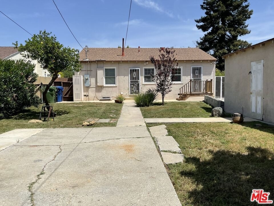 1851 Brockton Avenue - Photo 18