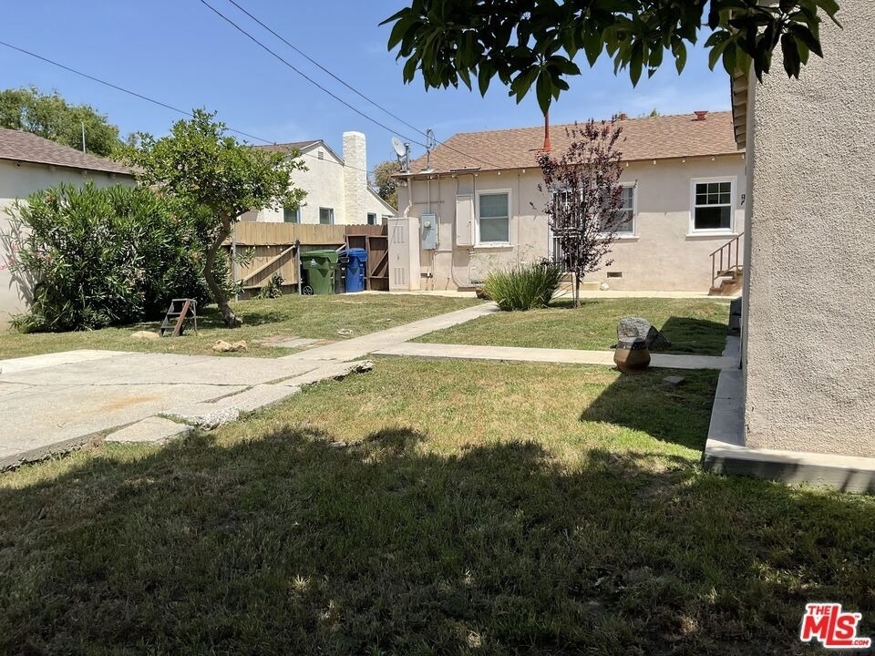 1851 Brockton Avenue - Photo 17