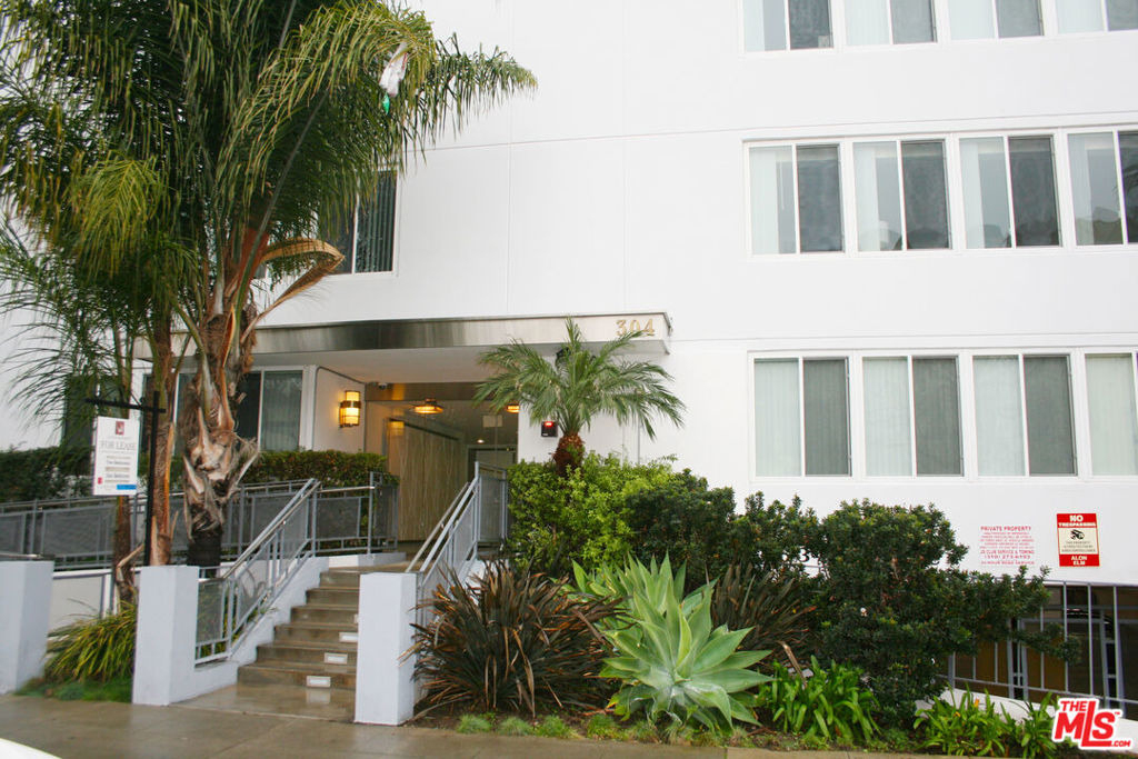 304 S Elm Drive - Photo 30