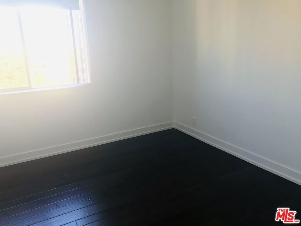 304 S Elm Drive - Photo 26