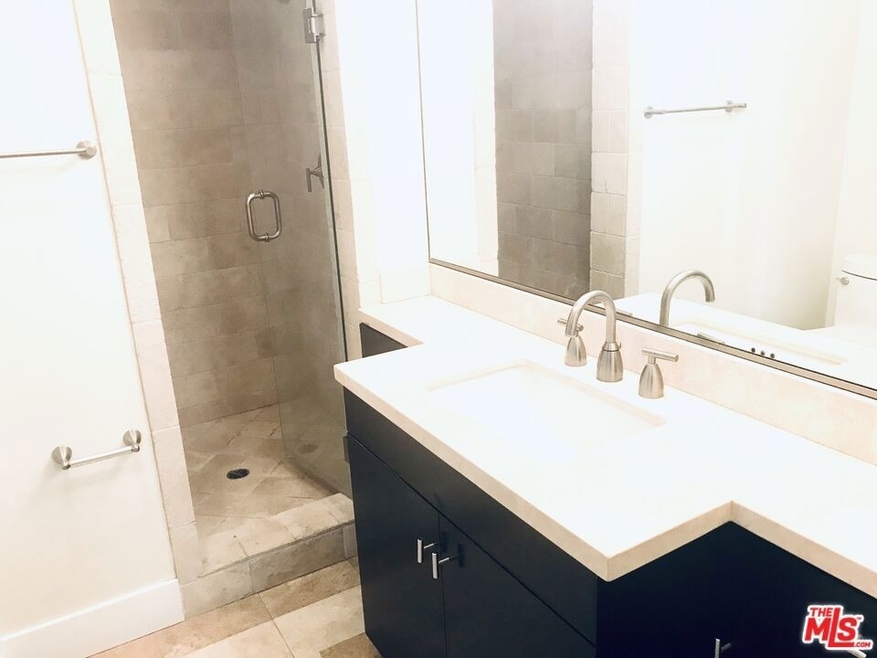 304 S Elm Drive - Photo 16