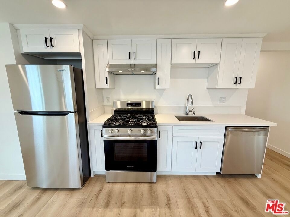 1021 Venice Boulevard - Photo 7