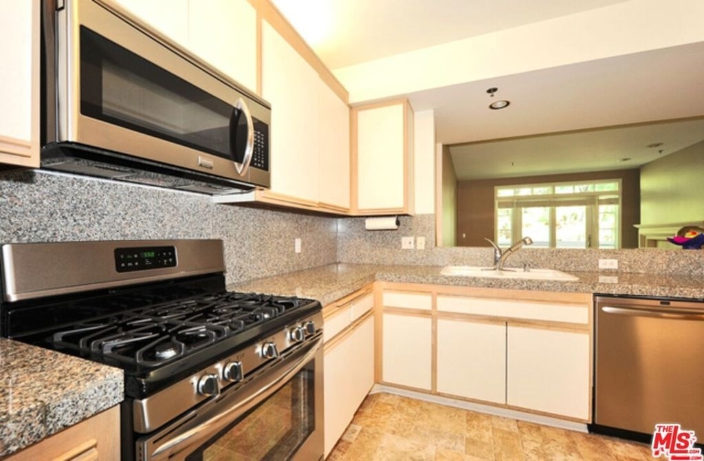 2222 Beachwood Drive - Photo 6