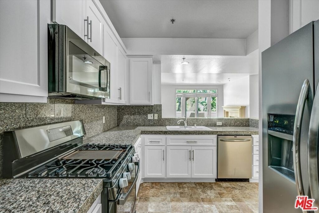 2222 Beachwood Drive - Photo 19